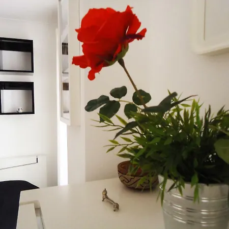 Alfama 2 You Apartment *